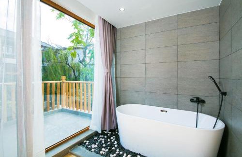 Dayan Old Town House | Zhuzhi Light Luxury B&B