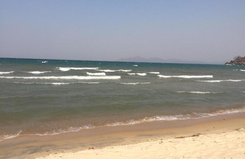 Mangochi Hotel | Ziboliboli Beach Resort