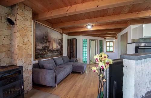 Dolenjske Toplice Apartment | Zidan'ca Rošel