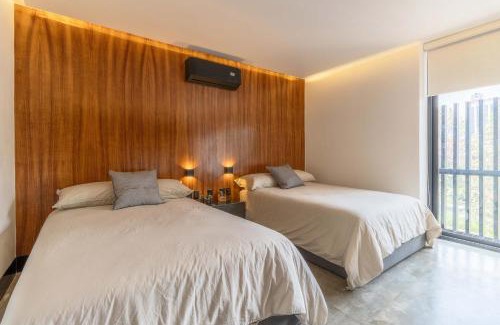 Reforma House | Zielo 1Bdrm 1bath fits 6 AC Rooftop views