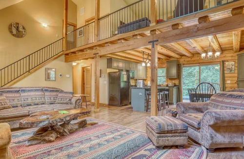 Zigzag Cabin | Zigzag Mountain Lodge, family getaway, fireplace, BBQ, hot tub, dog friendly