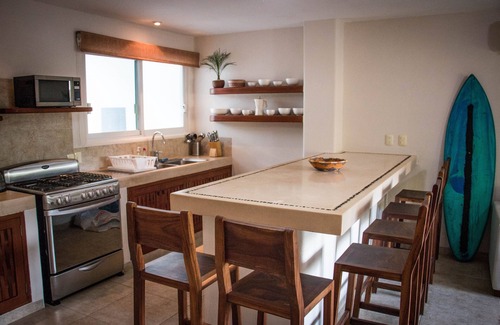 Ixtapa - Zihuatanejo Apartment | ZIHUATANEJO - Beautiful apartment with prime location and beach steps