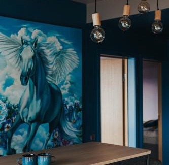Zemgale House | Zilais Zirgs