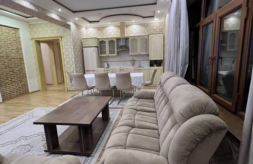 Yusufhona House | ZimaLeto