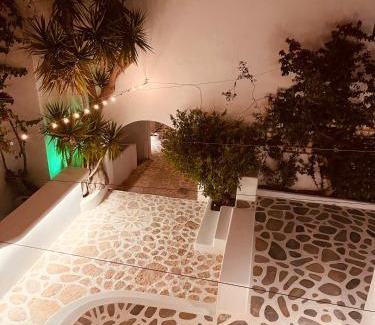 Folegandros Town House | ZIMARAKI Houses