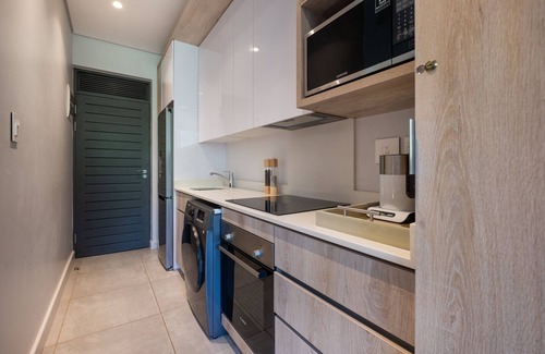 Umhlali Apartment | Zimbali Boulevard Studio Suite | Rooftop Pool