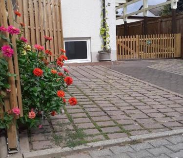 Nordenstadt Apartment | Zimmer Frei 3