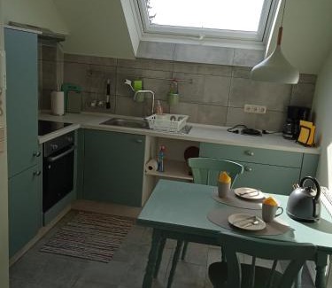 Nordenstadt Apartment | Zimmer Frei 3