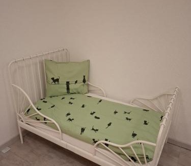 Schwyz Apartment | Zimmer mit Herz