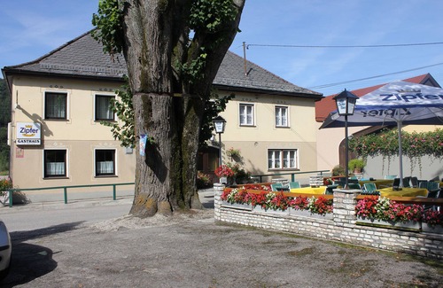 Strass im Attergau Cottage | Zimmer Tradition 2 - Gasthof Zum Stampf