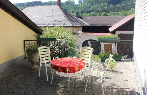 Strass im Attergau Cottage | Zimmer Tradition 2 - Gasthof Zum Stampf