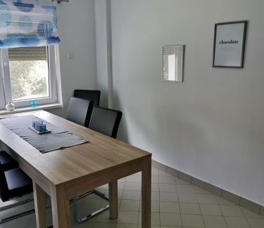 Eckartsberga House | Zimmervermietung Lindenberg