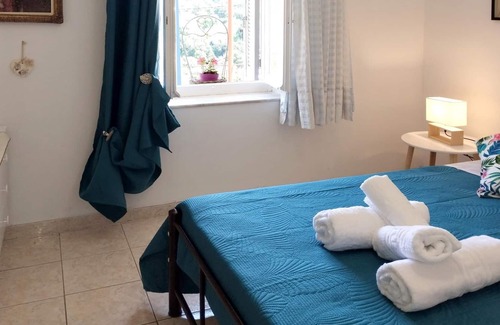 Afetai House | Zina's Cottage in Afetes