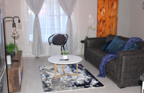 Lebowakgomo Apartment | Zinathi Lodge