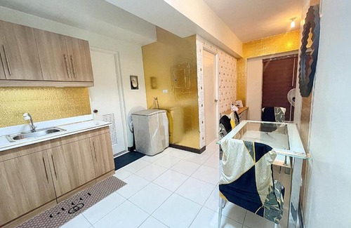 Apolonio Samson Apartment | Zinnia Cozy Condotel