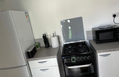 Blyth Apartment | Zinoc Delight, free parking, at City centre, close to the sea & lovely places