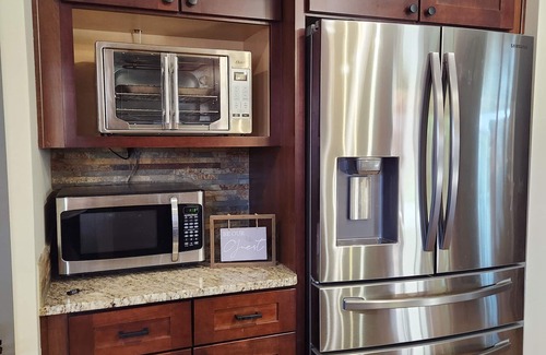Toquerville House | Zion Happy Retreat- Game Room, Sauna, & workspace! Pet Friendly!