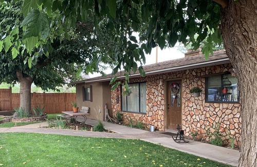 Colorado City Bed & Breakfast | Zion's Backyard B&B
