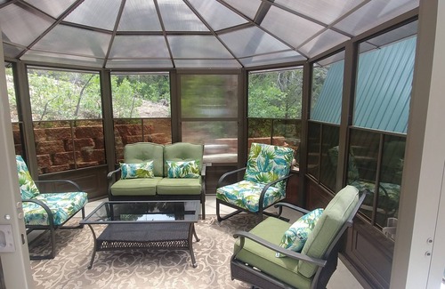 Orderville Cabin | Zion's Cable Mountain Trail Head Cabin sleeps 6 boarders East Zion National Park