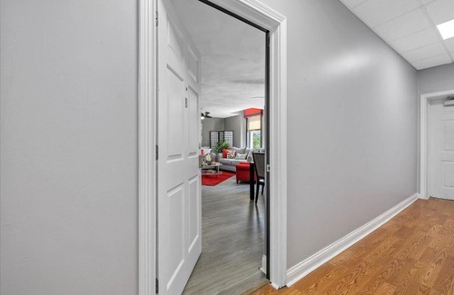 Zionsville Apartment | Zionsville Historical Retreat