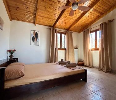 Eretria House | Ziras Traditional Villa