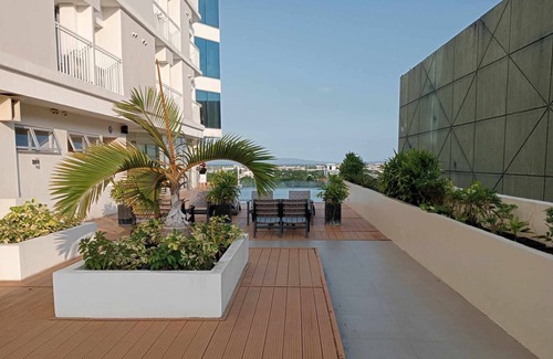 Poblacion District Apartment | Zkypod Inspiria A