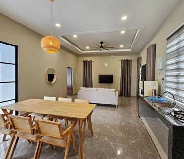 Kampung Pengkalan Maras House | ZN Homestay Mengabang Telipot - Private Pool