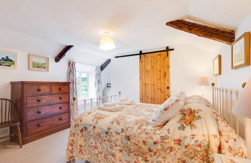 Mary Tavy House | Zoar Cottage - Three Bedroom House, Sleeps 6