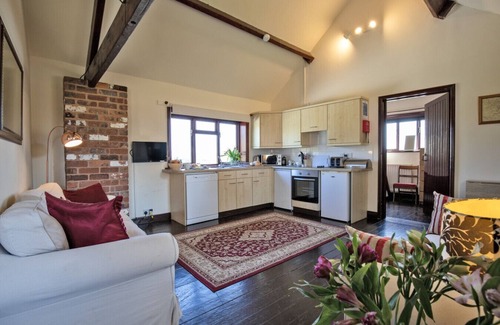 Denstone House | Zoe's Cottage 5 mins drive to Alton Alpaca's