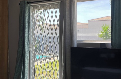 Parklands Bed & Breakfast | Zoe & Saint