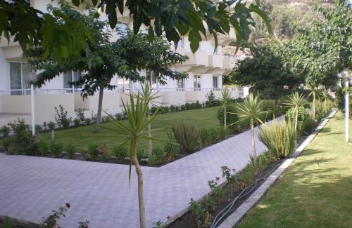 Faliraki Hotel | Zoes Hotel & Suites