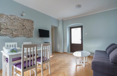 Topla Apartment | Zoky Vacation Home