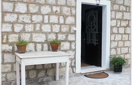 Topla Apartment | Zoky Vacation Home