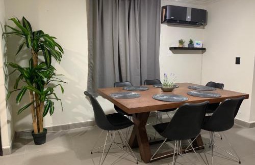 Zona Dorada Apartment | Zona dorada: amplio departamento para 12