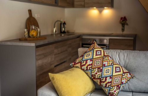 Konjic Apartment | Zora, moje mjesto - House with Sauna
