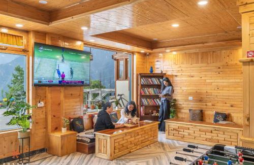 Kalpa Hostel | Zostel Kalpa