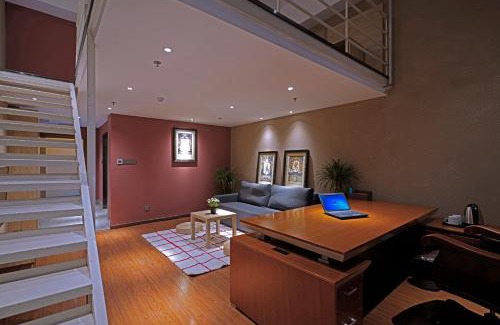 Yuzhong Hotel | Zou Qu Ye Travel Hotel