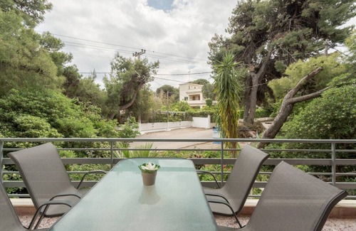Nea Makri Apartment | Zoumperi beach house