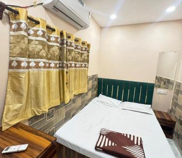 Dharmatala Hotel | ZQ Guest House