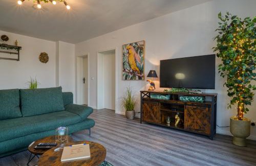 Ostorf Apartment | Zuarin Seeblick - Ganzes Apartment direkt am Schlossgarten von Schwerin mit Dschungelfeeling