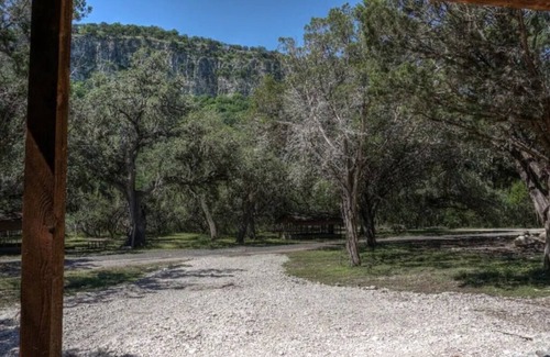 Uvalde County Cabin | Zubers - CA -L Cabin L