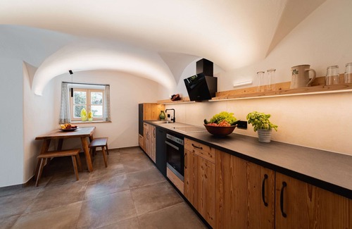 Surberg Apartment | Zuhäusl apartment with idyllic garden view