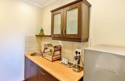 Umhlali Beach Bed & Breakfast | Zuider Zee Guest House