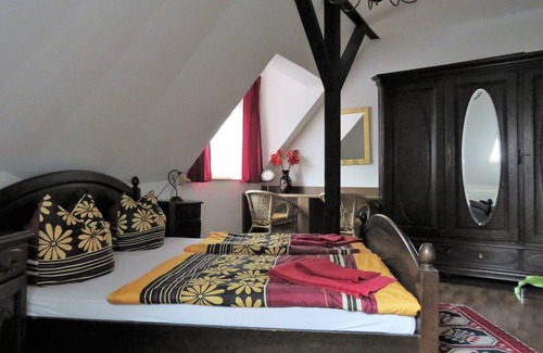 Klotten House | Zum Achten Himmel