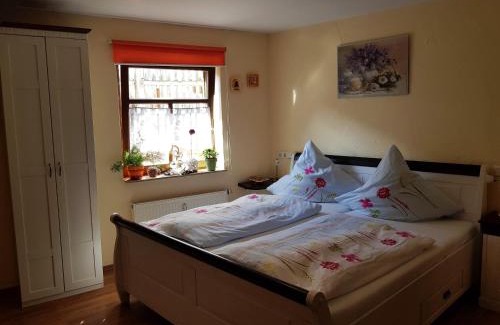 Wallduern House | Zum Burgtörle