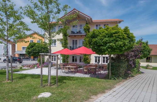 Neukirchen vorm Wald House | Zum Kirchenwirt