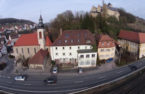 Mainberg Hotel | Zum Schwarzen Adler