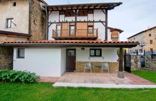 Asteasu House | Zumargain