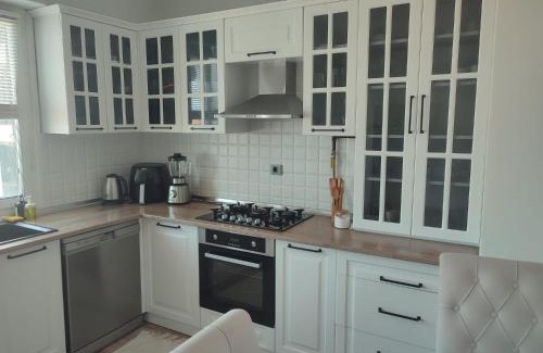 Akcaabat Apartment | Zumra's White Houses