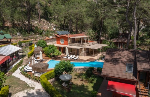 Cirali Villa | Zumrut Cirali Butik Otel